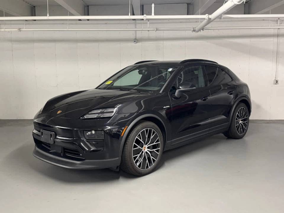 2026 Porsche Macan