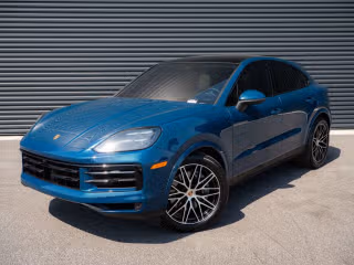 2025 Porsche Cayenne -'s photo