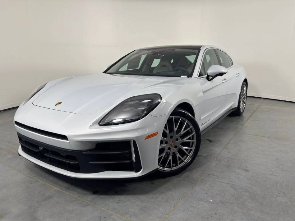 2026 Porsche Panamera