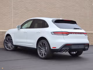 2026 Porsche Macan Base - Photo 17
