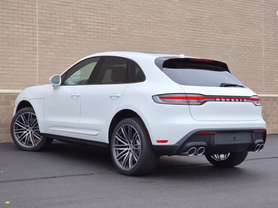 2026 Porsche Macan Base - Photo 19