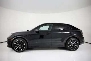 2026 Porsche Macan Base - Photo 13