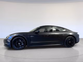 2026 Porsche Taycan S - Photo 9