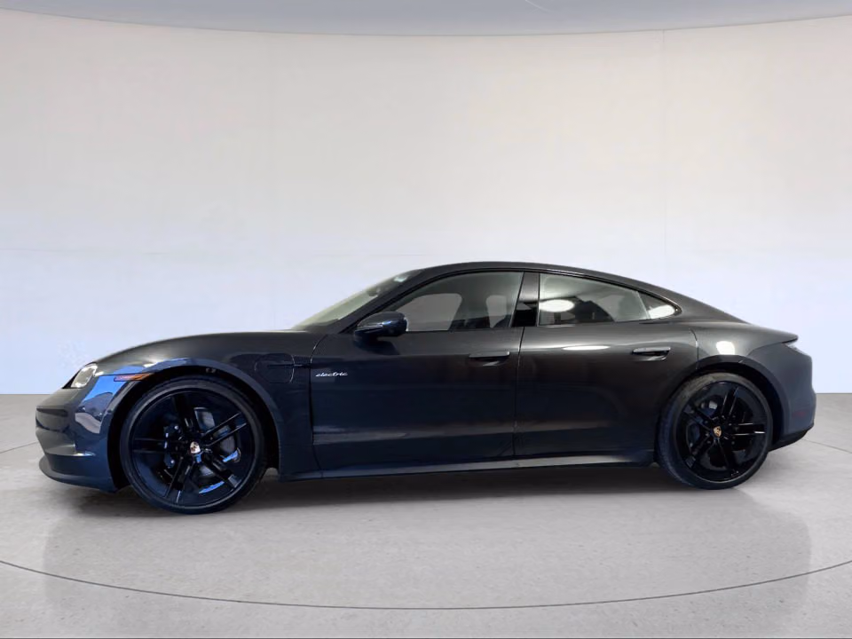 2026 Porsche Taycan S - Photo 11