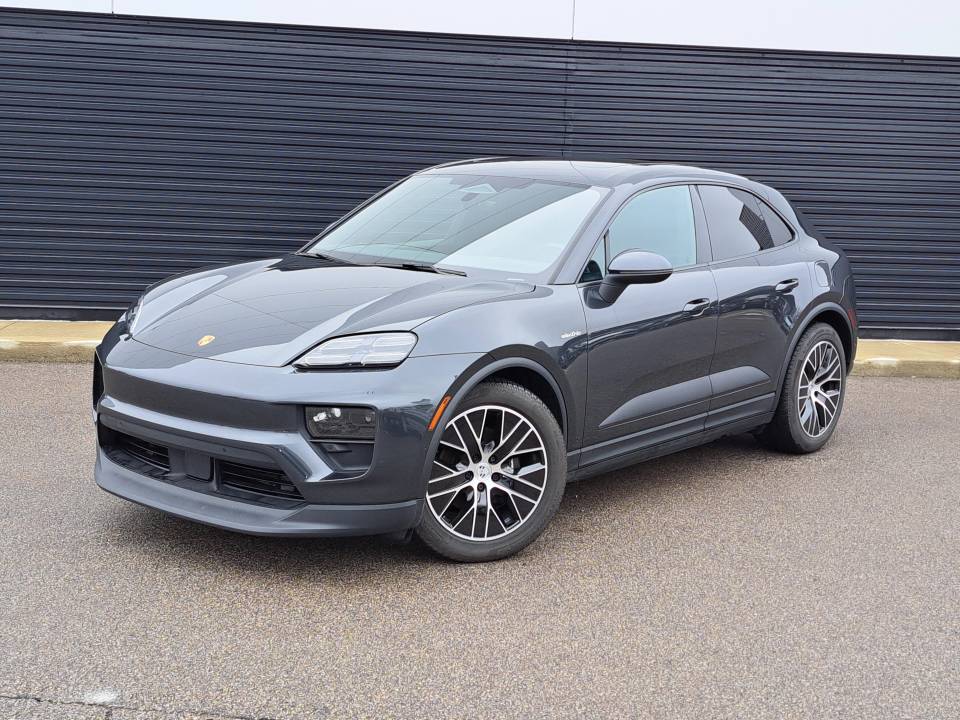 2025 Porsche Macan