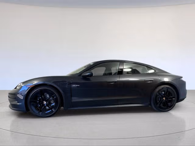 2026 Porsche Taycan S - Photo 10