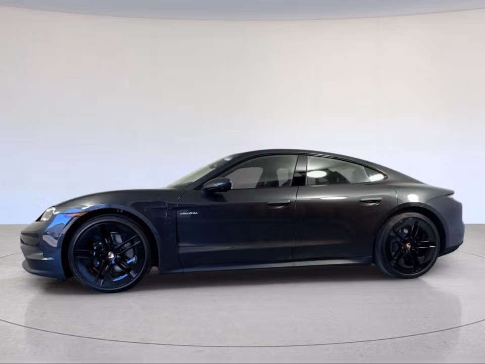 2026 Porsche Taycan S - Photo 11