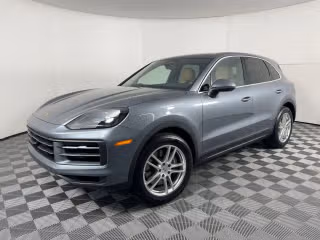 2026 Porsche Cayenne -'s photo