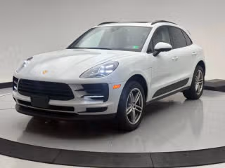 2020 Porsche Macan -'s photo