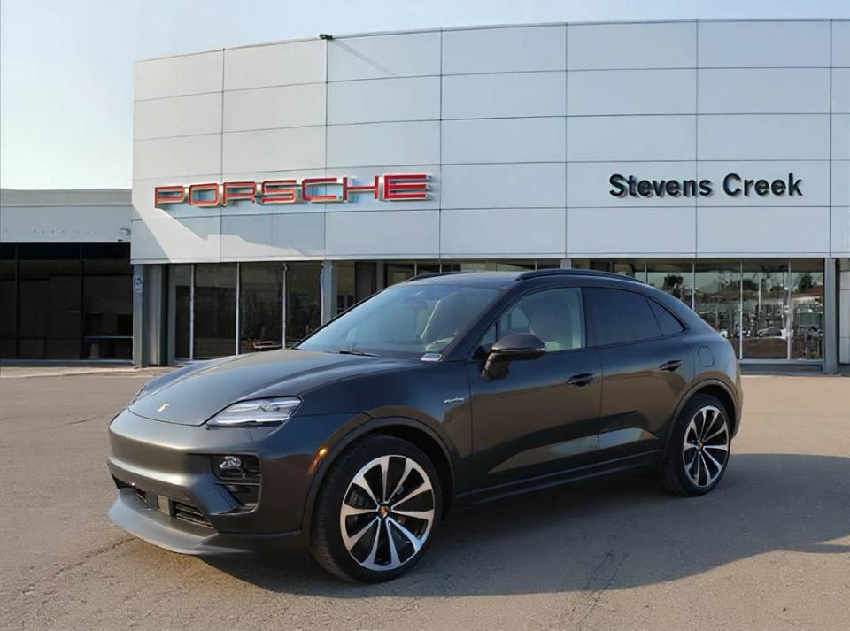 2026 Porsche Macan
