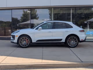 2026 Porsche Macan S - Photo 9