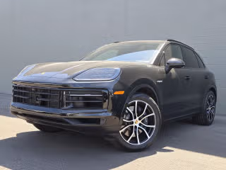 2025 Porsche Cayenne E-Hybrid's photo