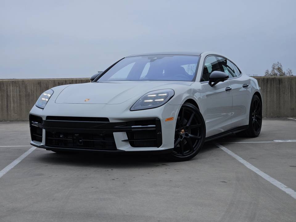 2026 Porsche Panamera