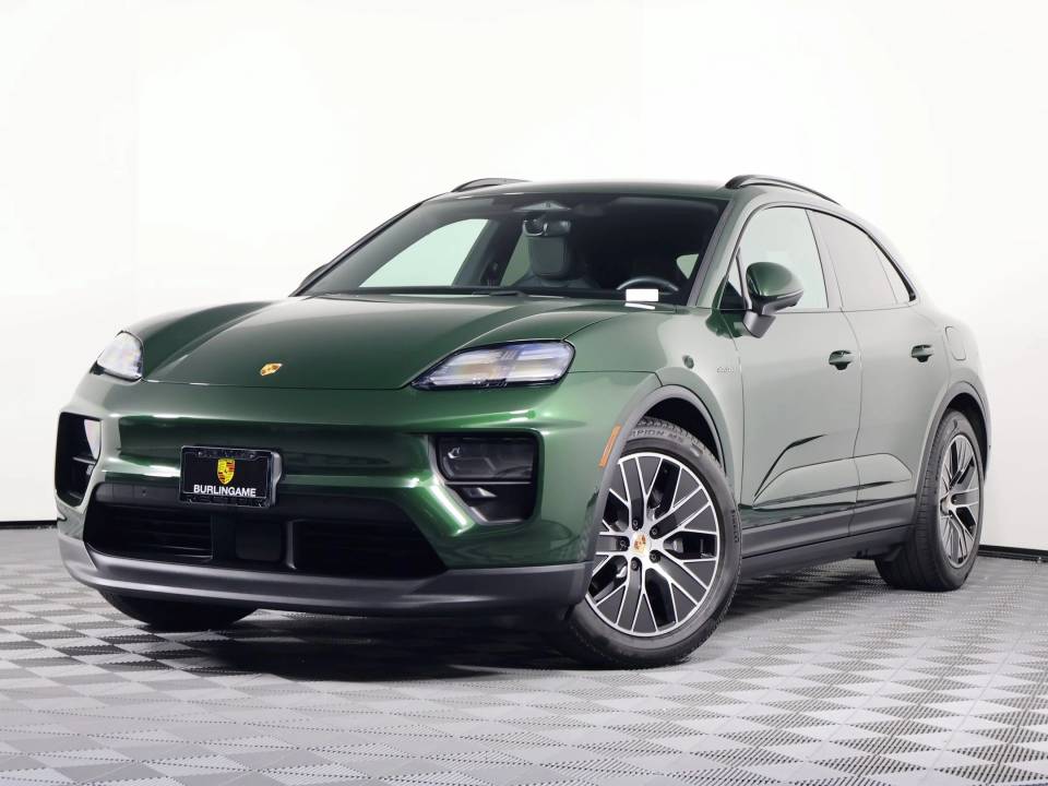 2026 Porsche Macan