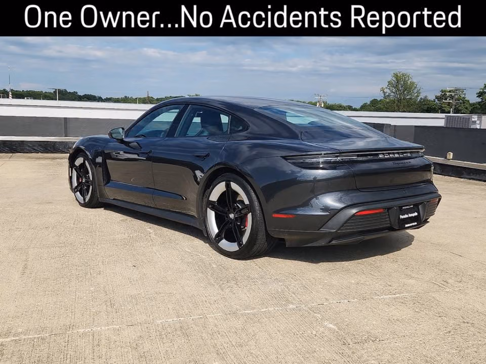 2025 Porsche Taycan S - Photo 19