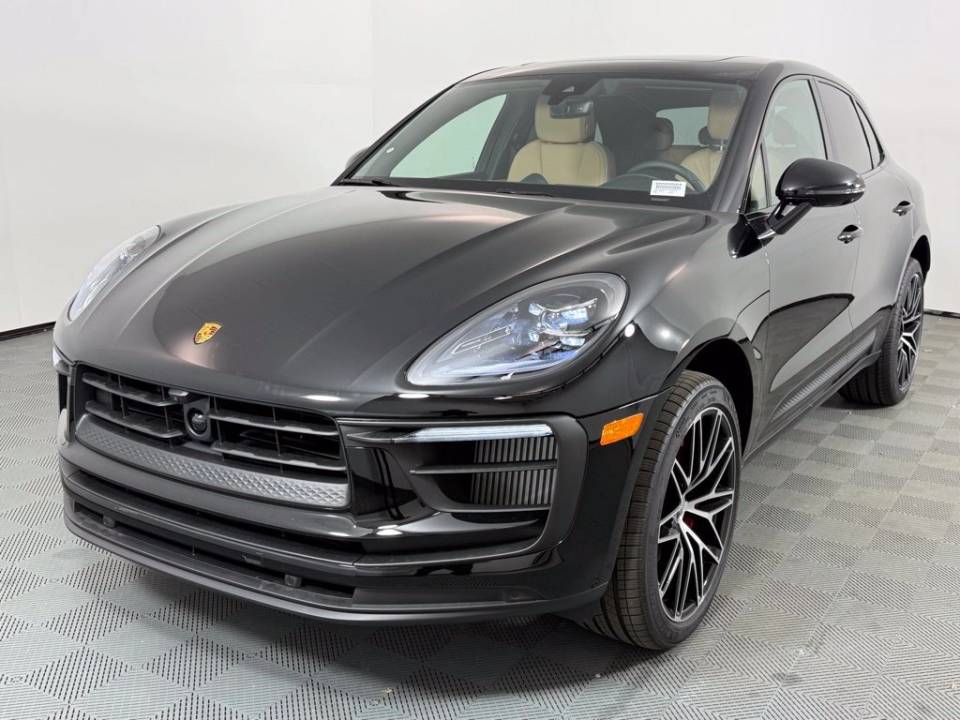 2026 Porsche Macan