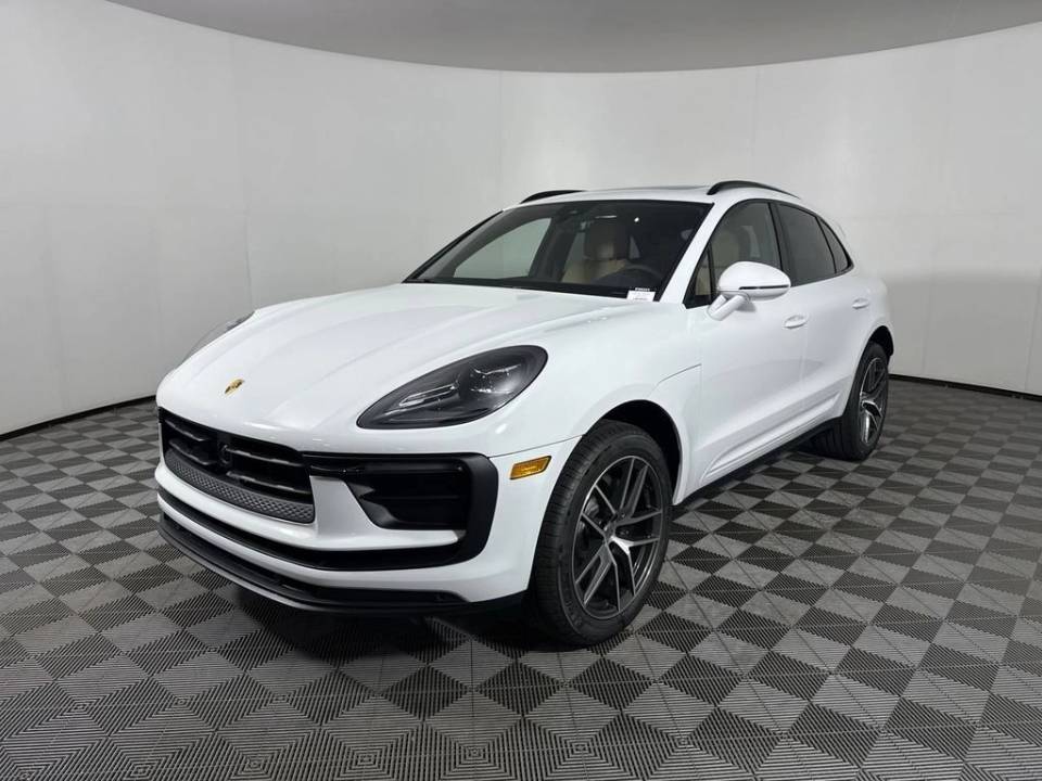 2025 Porsche Macan