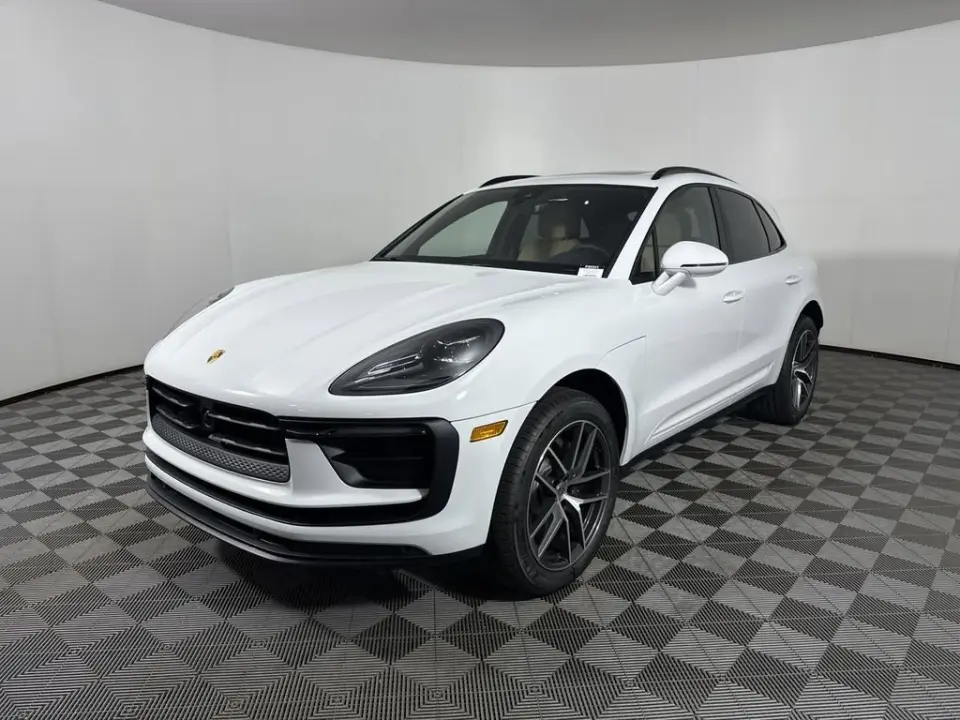 2025 Porsche Macan - Photo 7