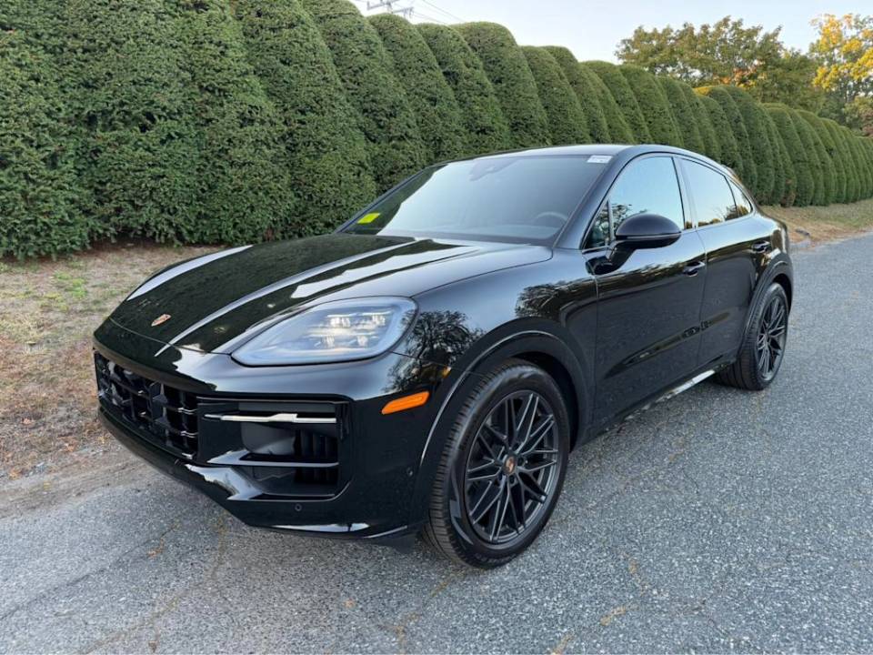 2025 Porsche Cayenne Coupe
