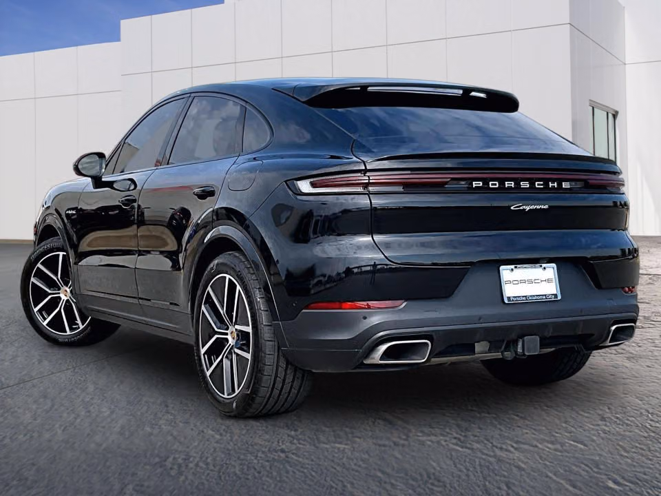 2024 Porsche Cayenne Coup E-Hybrid - Photo 19