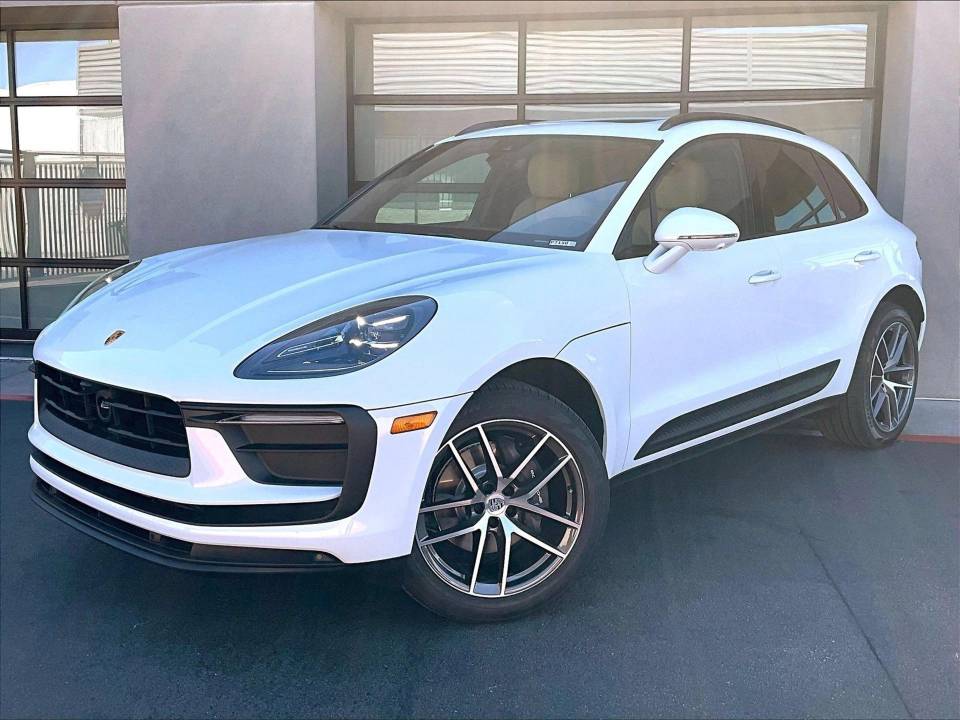 2026 Porsche Macan