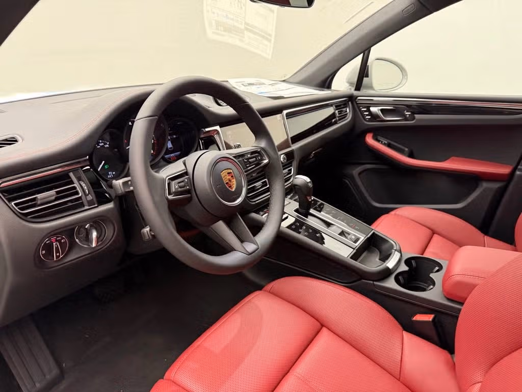 2026 Porsche Macan Base - Photo 28
