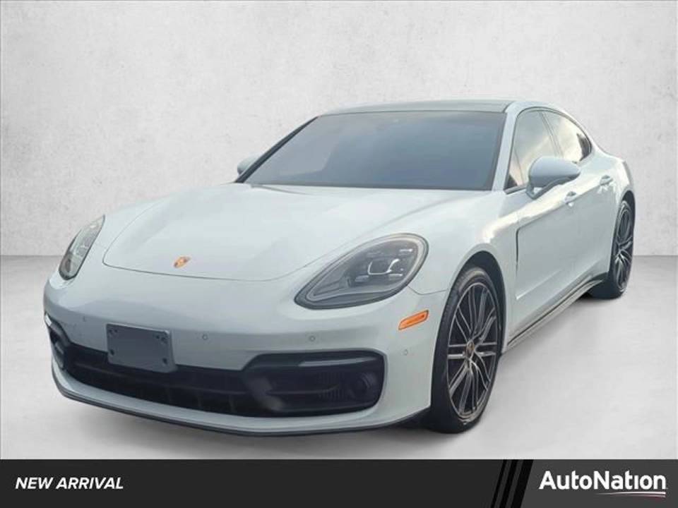 2022 Porsche Panamera Base