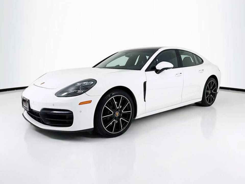 2022 Porsche Panamera 4 Platinum Edition AWD photo