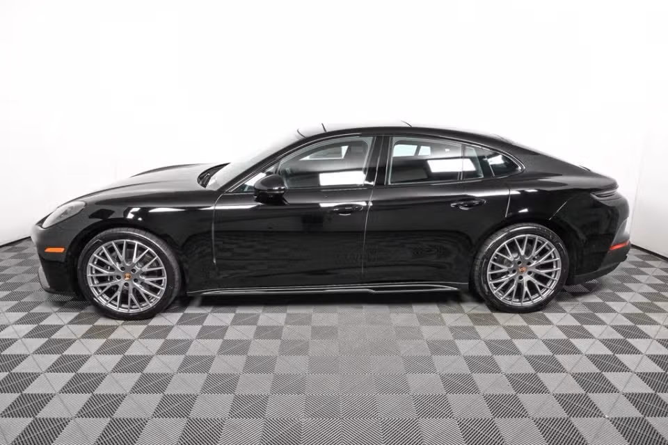 2026 Porsche Panamera Base - Photo 11