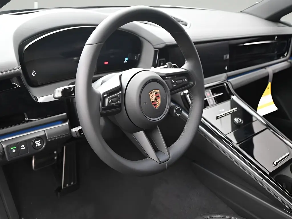 2025 Porsche Panamera Base - Photo 32