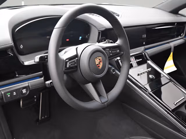 2025 Porsche Panamera Base - Photo 26