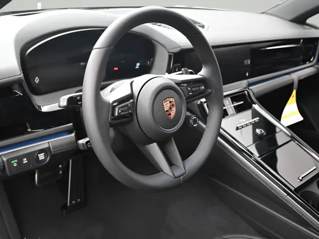 2025 Porsche Panamera Base - Photo 30