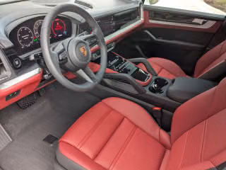 2026 Porsche Cayenne Base - Photo 25