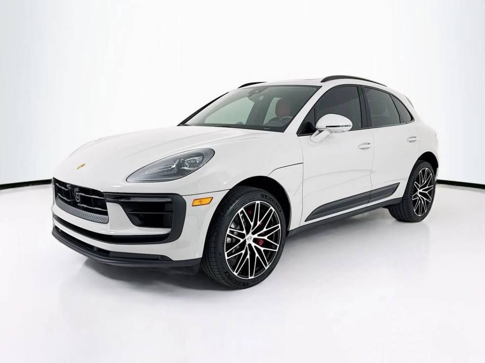 2026 Porsche Macan