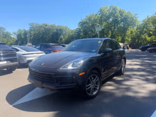 2020 Porsche Cayenne -'s photo