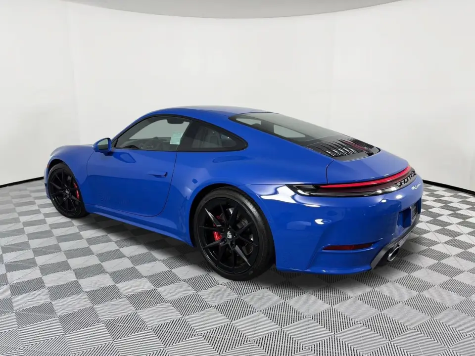 2025 Porsche 911 S - Photo 23
