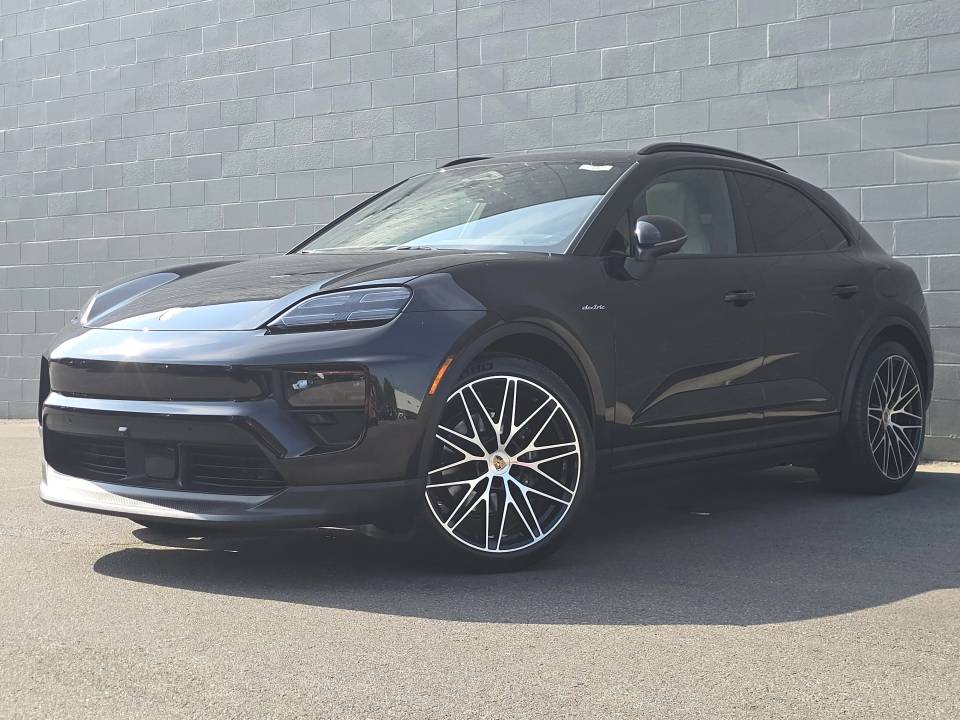 2026 Porsche Macan