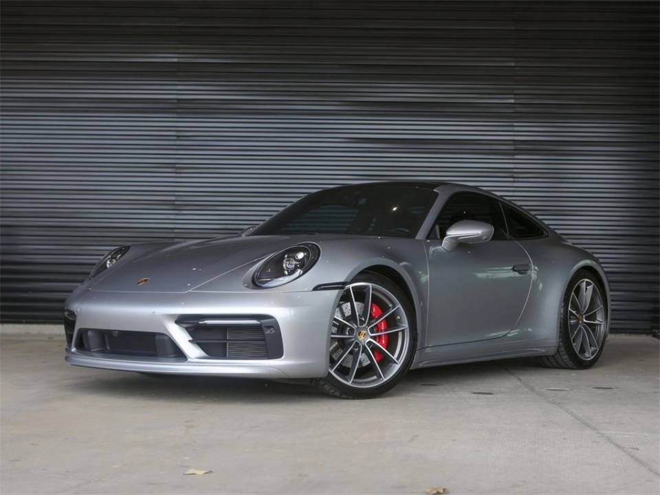 2024 Porsche 911 GTS