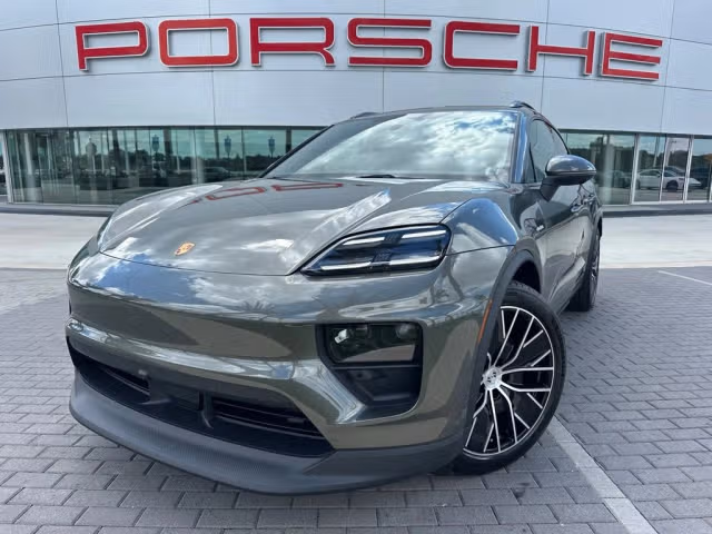 Used 2026 Porsche Macan Base with VIN WP1AD2XA1TL075257 for sale in Davie, FL