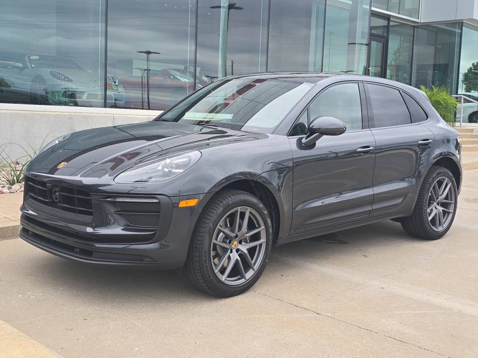 2026 Porsche Macan