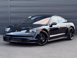 2021 Porsche Taycan Turbo S's photo