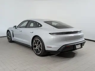 2026 Porsche Taycan Base - Photo 21