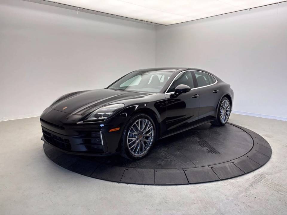 2026 Porsche Panamera