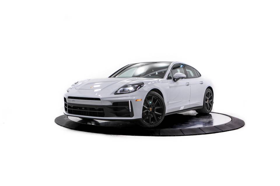 2026 Porsche Panamera