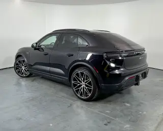 2024 Porsche Macan Base - Photo 21