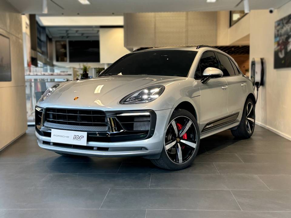 Compre um Macan S (2023) de re-estreio no Porsche Center São Paulo Oeste