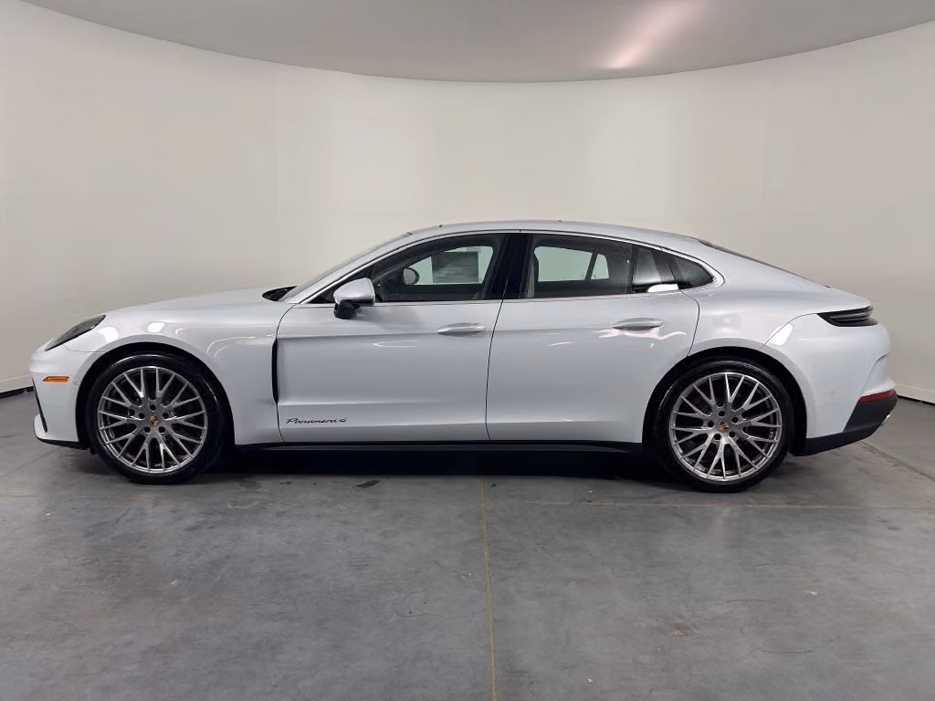 2026 Porsche Panamera Base - Photo 12