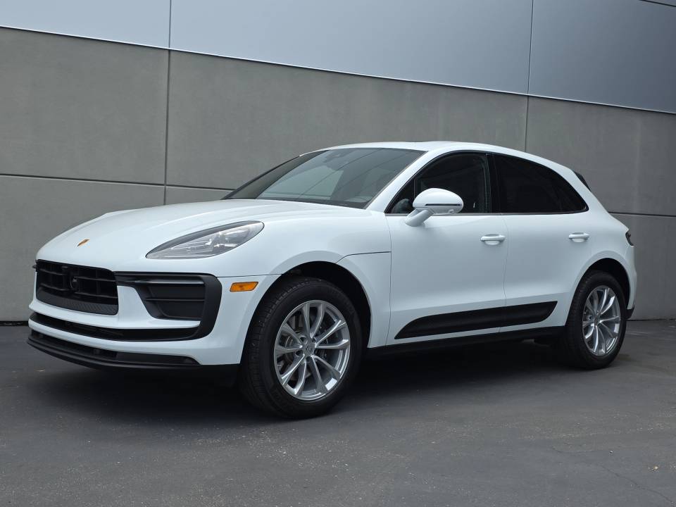 2026 Porsche Macan