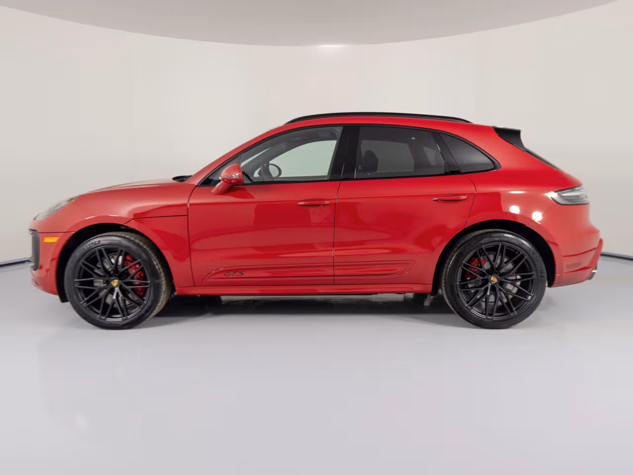2026 Porsche Macan GTS - Photo 12