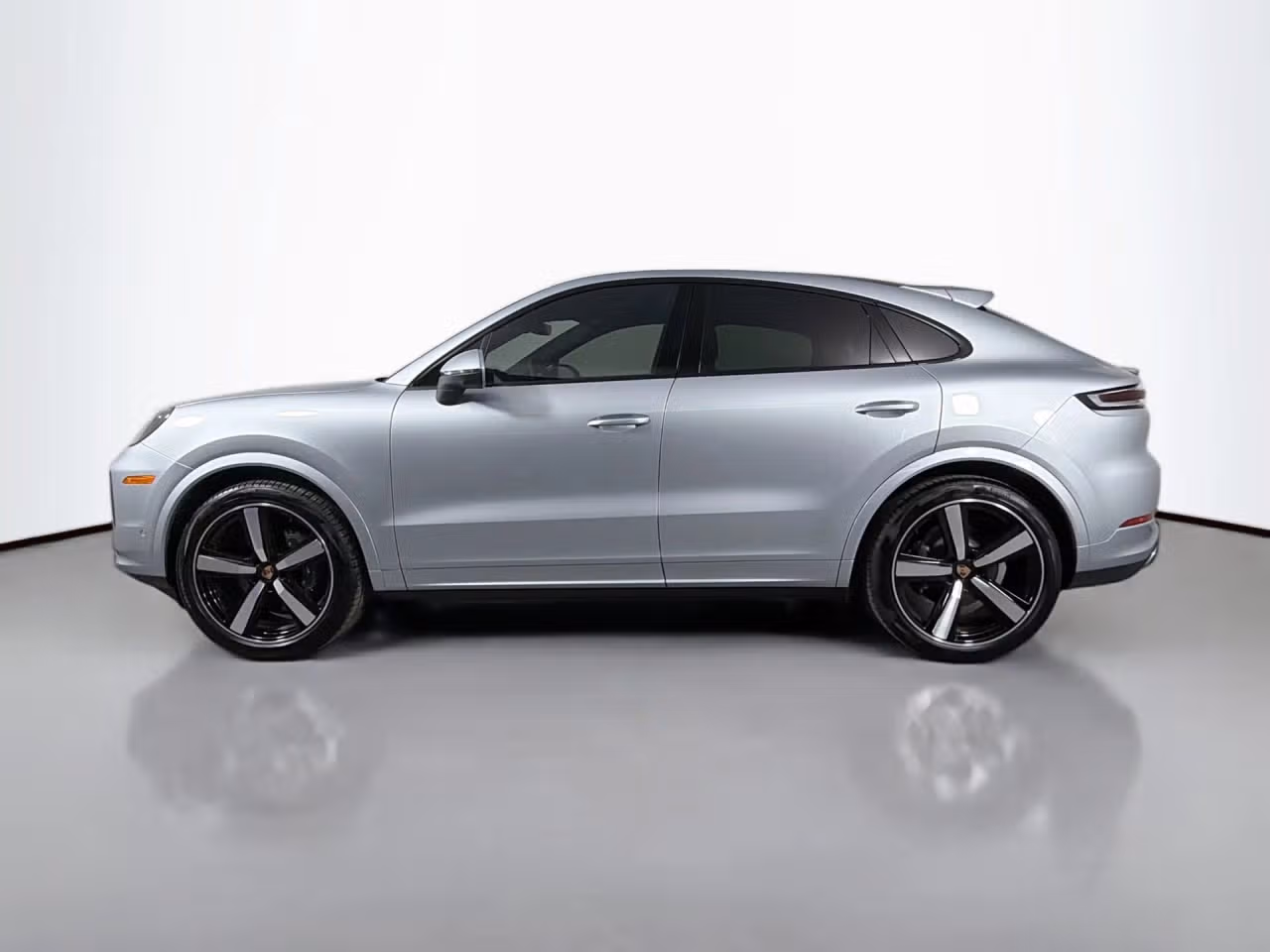 2025 Porsche Cayenne Coupe Base - Photo 12